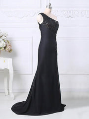 Split Front One Shoulder Black Chiffon Tulle Mother of the Bride Dress with Appliques Sweep Train