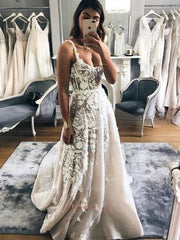 Square Neckline Ball Gown Tulle Wedding Dresses With Appliques Lace and Sweep Train