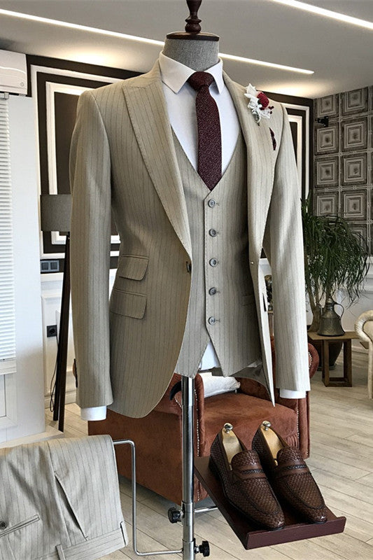 Striped Peaked Lapel Three Pieces Slim Fit Men Suits For Business