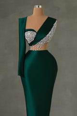 Stunning Dark Green Sweetheart Long Sleeve Long Prom Dress With Beadings