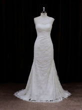 Stunning One Shoulder Tulle Trumpet/Mermaid Wedding Dress with Appliques Lace