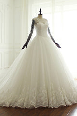 Stylish Jewel Long Sleeves Tulle Wedding Dress Pearls Lace Appliques Bridal Gown with Crystals On Sale-27dress
