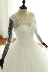 Stylish Jewel Long Sleeves Tulle Wedding Dress Pearls Lace Appliques Bridal Gown with Crystals On Sale-27dress