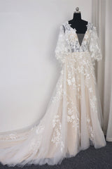 Stylish Long Sleeves V-Neck Tulle Wedding Dress A-Line Appliques Ruffles Bridal Gown Online-27dress