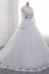 Stylish Off-the-Shoulder Long Sleeves Wedding Dress Tulle Lace Appliques Bridal Gowns with Beadings On Sale-27dress