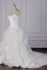 Stylish Organza Strapless White Wedding Dress Ruffles Sleeveless Bridal Gowns On Sale-27dress