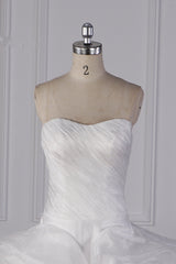 Stylish Organza Strapless White Wedding Dress Ruffles Sleeveless Bridal Gowns On Sale-27dress