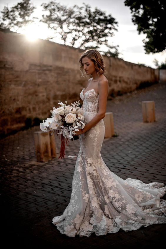 Sweetheart Mermaid Wedding Dress With Lace Appliques-27dress