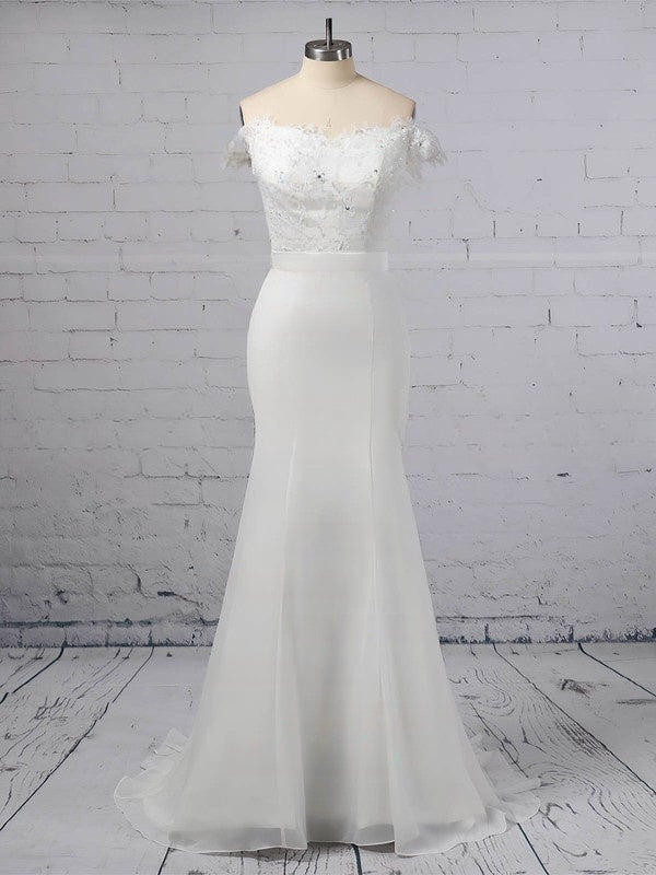 Trumpet/Mermaid Off-the-shoulder Chiffon Sweep Train Wedding Dresses with Appliques Lace