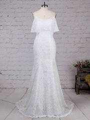 Trumpet/Mermaid Scoop Neck Lace Sweep Train Wedding Dress