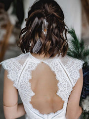 Trumpet/Mermaid Scoop Neck Lace Sweep Train Wedding Dress With Sashes / Ribbons