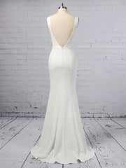 Trumpet/Mermaid Scoop Neck Satin Chiffon Sweep Train Wedding Dress
