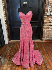 Trumpet/Mermaid V-neck Velvet Sequins Prom Dresses with Sweep Train