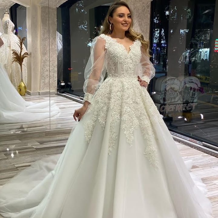 Tulle Long Sleeves Ball Gown Wedding Dress With Lace Appliques-27dress