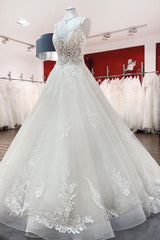 Tulle Spaghetti Straps V Neck Lace Ruffles Ivory Wedding Dresses-27dress