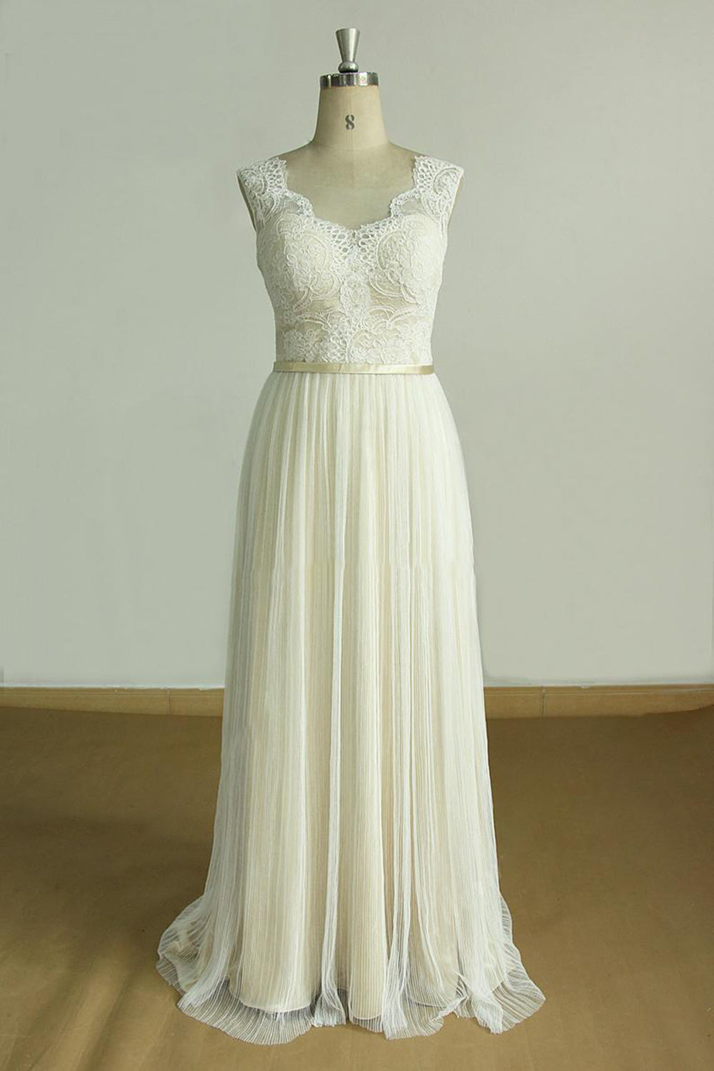 Unique Appliques Straps V-neck Wedding Dress White Sleeveless Tulle Bridal Gowns On Sale-27dress