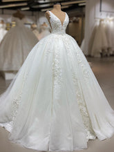 Unique Straps V-neck White Wedding Dresses A-line Tulle Ruffles Bridal Gowns With Appliques On Sale-27dress