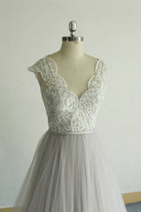 Unique V-neck Appliques Tulle Wedding Dress Ruffles Shortsleeves A-line Bridal Gowns On Sale-27dress