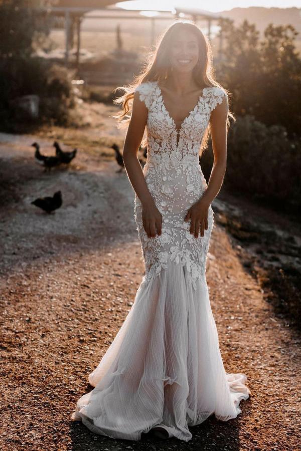V-Neck Cap Sleeves Wedding Dress Mermaid With Appliques-27dress