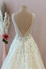 V-Neck Lace Bridal Gown Sleeveless With Lace Appliques-27dress