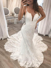 V-neck Lace Mermaid Trumpet Wedding Dress with Appliques