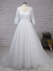 V-neck Lace Tulle Ball Gown Wedding Dress With Sashes / Ribbons