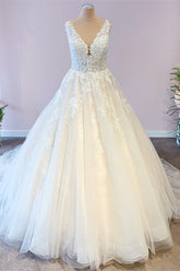 V-Neck Sleeveless Ball Gown Wedding Dress Lace Appliques-27dress
