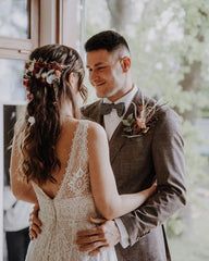 V-Neck Sleeveless Lace Wedding Dress Open Back Beach Bridal Wear-27dress