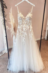 V-Neck Sleeveless Wedding Dress Lace Appliques Long-27dress
