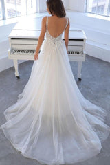 V-Neck Sleeveless Wedding Dress Tulle With Appliques-27dress
