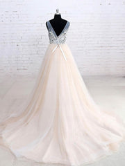 V-neck Tulle Court Train Wedding Dress with Appliques Lace - Ball Gown