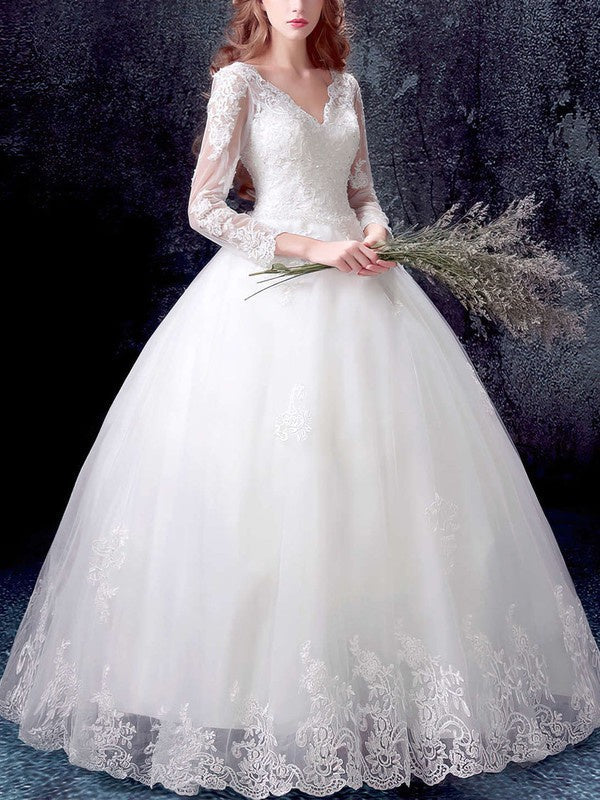 V-neck Tulle Floor-length Wedding Dress With Appliques Lace for Ball Gown