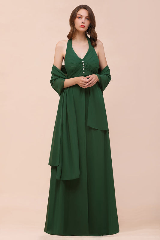 How to Choose the Perfect Made-to-Order Formal Dress for a Fall Barn Wedding