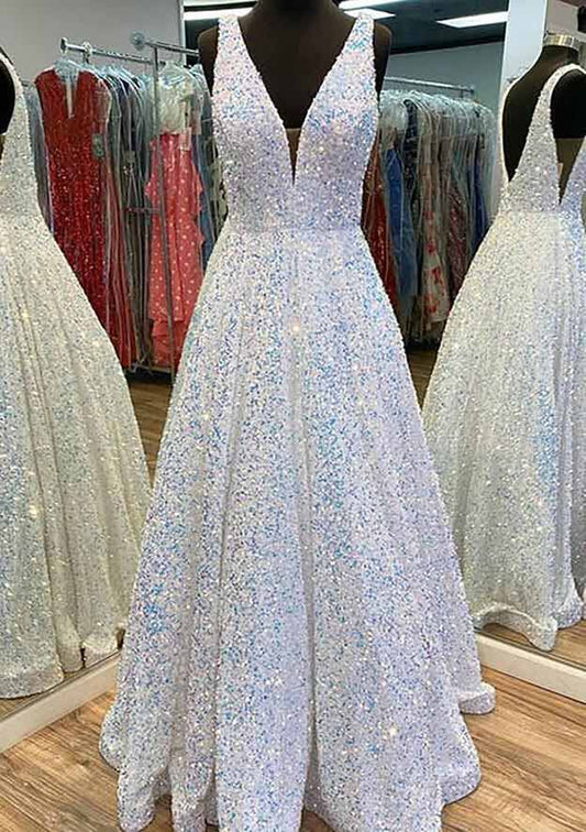 Winter Prom Dress Trends: Velvet, Sequins, and Cozy Elegance