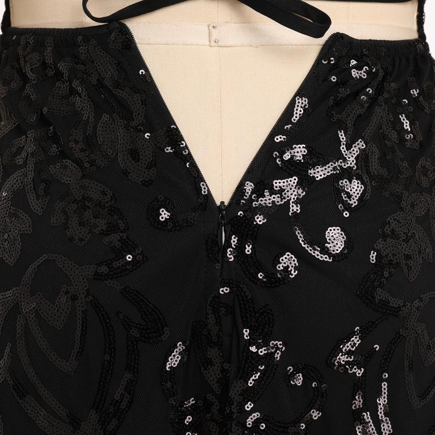 Black Spaghetti Straps Sequins A-line Homecoming Dress