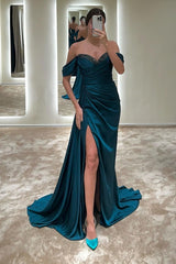Sleeveless Peacock Off-the-Shoulder Evening Dress with Split Mermaid Design