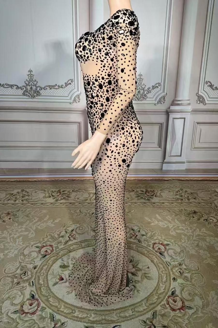 Black Sweetheart Sheath Long Prom Dress with Long Sleeves Side View