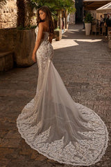 Sexy Sleeveless Mermaid Sweetheart Lace Tulle Long Wedding Dresses