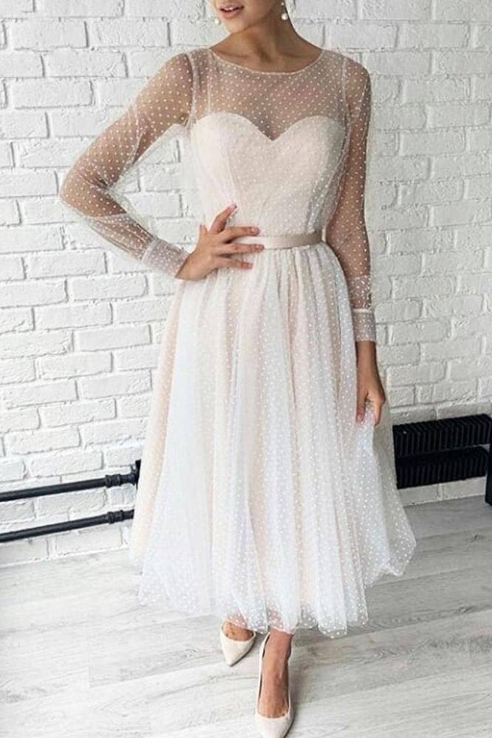 Ivory Sweetheart Tulle A-Line Wedding Dress with Long Sleeves