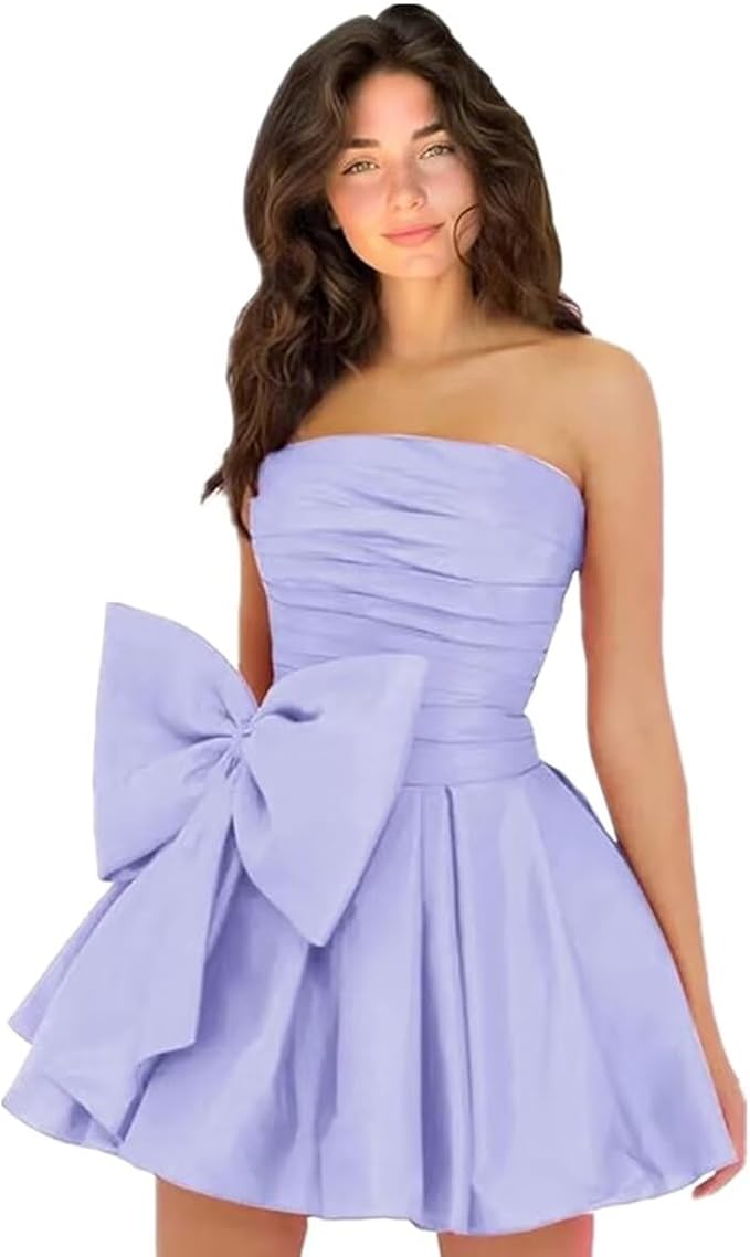 Chic Short A-line Sleeveless Strapless Ruched Lace Up Homecoming Dresses with Bow
