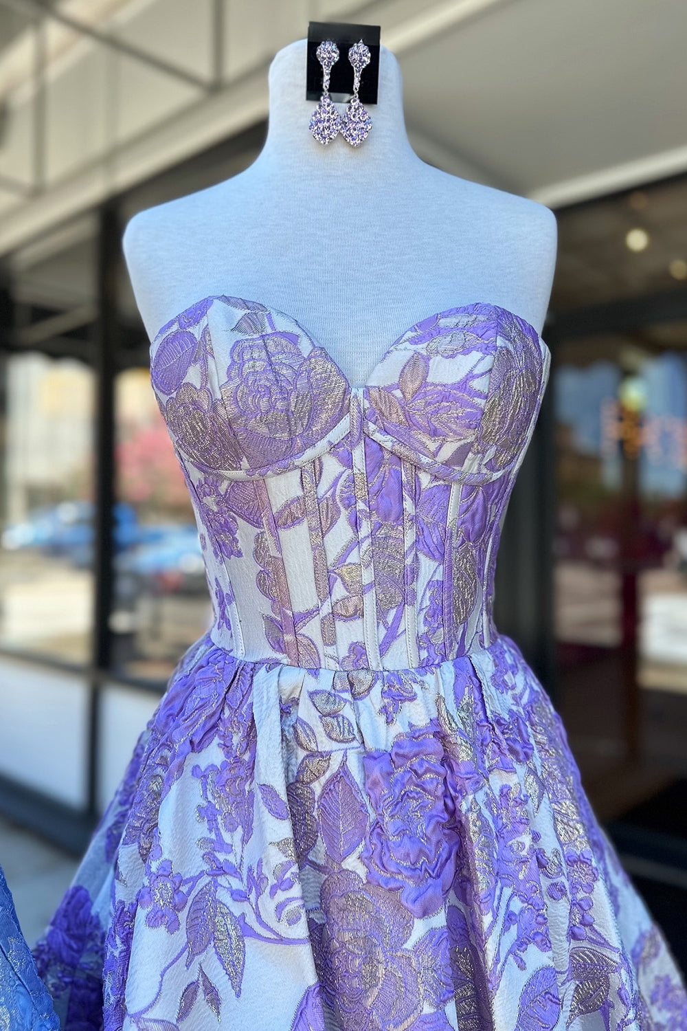 Lilac Sweetheart A-Line Homecoming Dress with Floral Details and Corset Bodice Bodice Detail