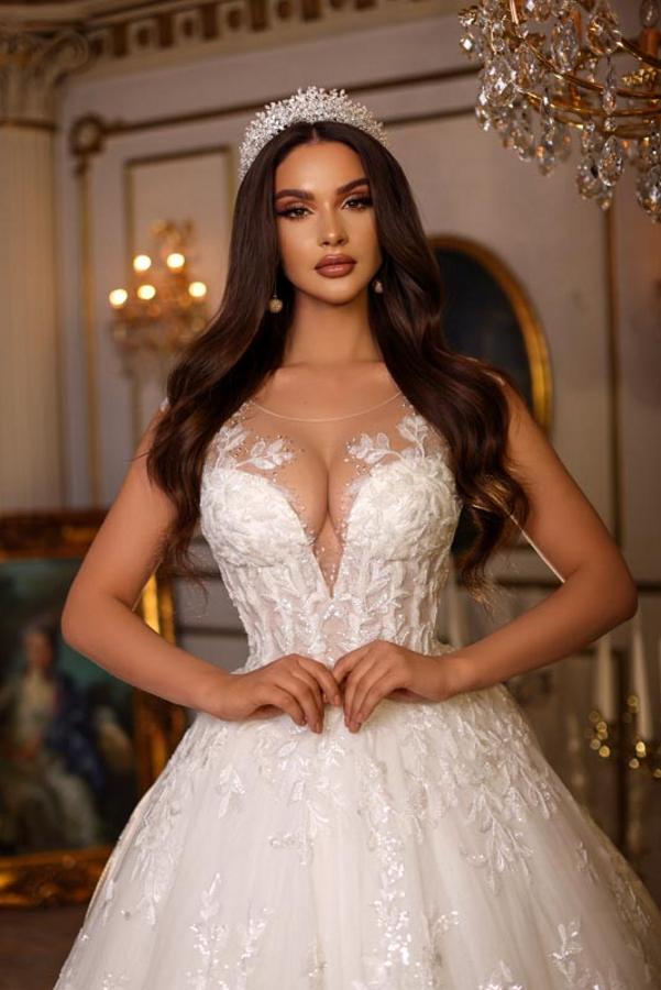 Gorgeous A-line V-neck Lace Tulle Long Wedding Dresses