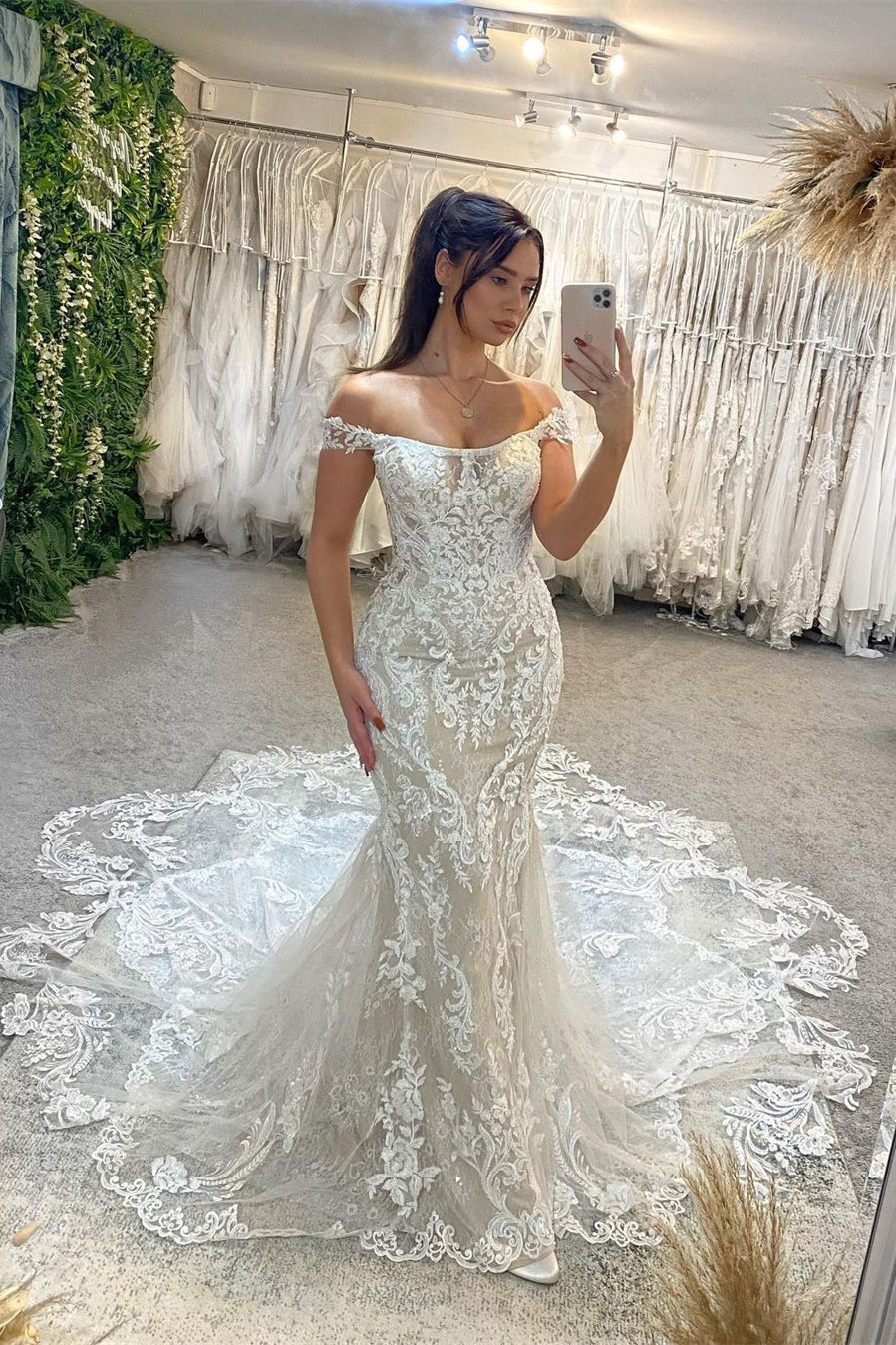 Sexy Mermaid Off-the-Shoulder Lace Long Wedding Dresses