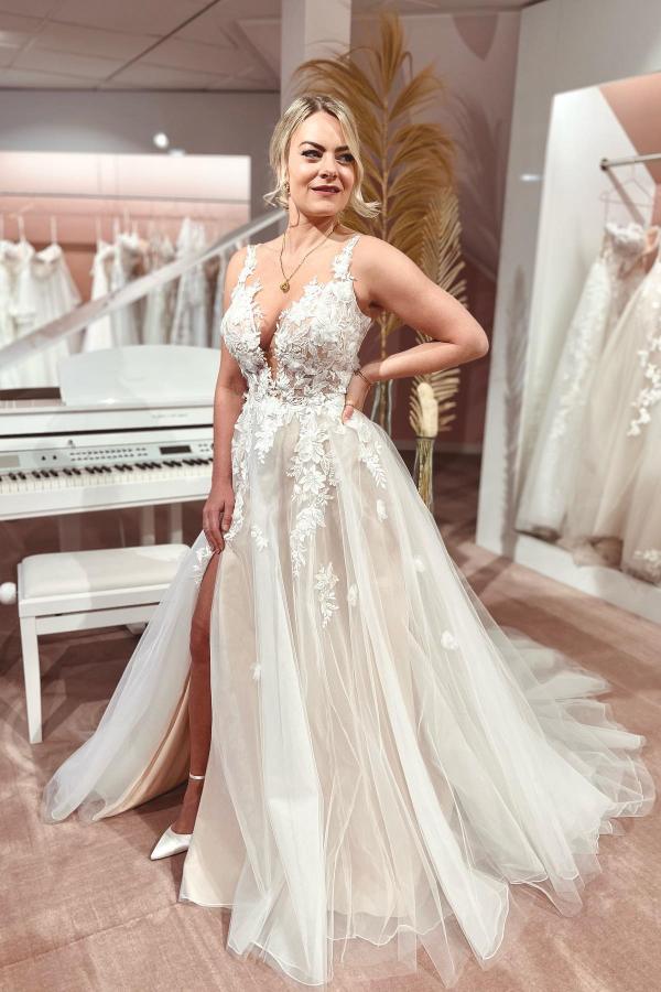 A-Line V-neck Chiffon Lace Open Back Long Wedding Dresses With Split 27dress A-Line V-neck Chiffon Lace Open Back Long Wedding Dresses With Split 27dress