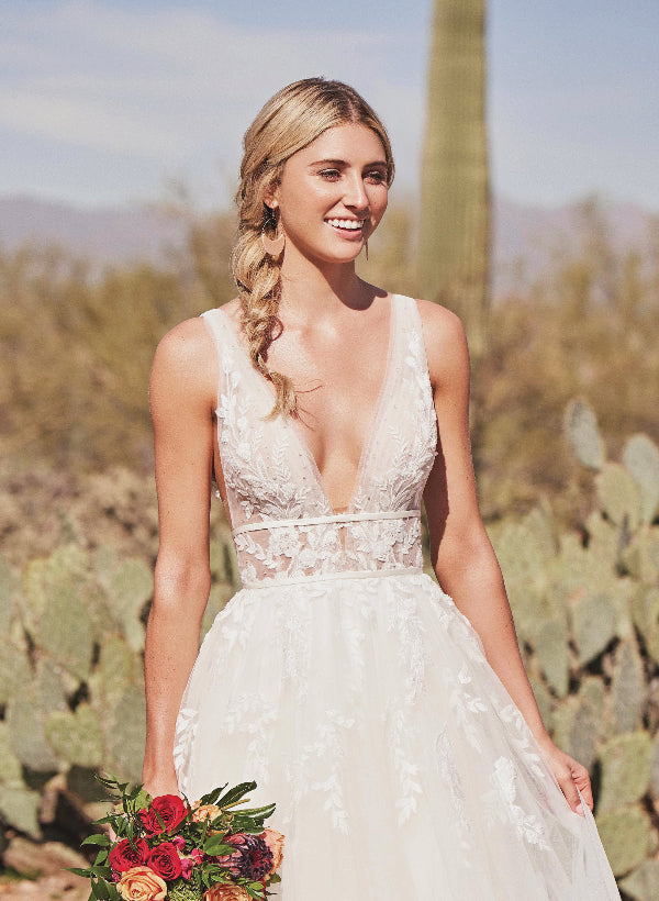White Deep V-Neck Tulle A-Line Wedding Dress with Lace Appliques Bodice Detail