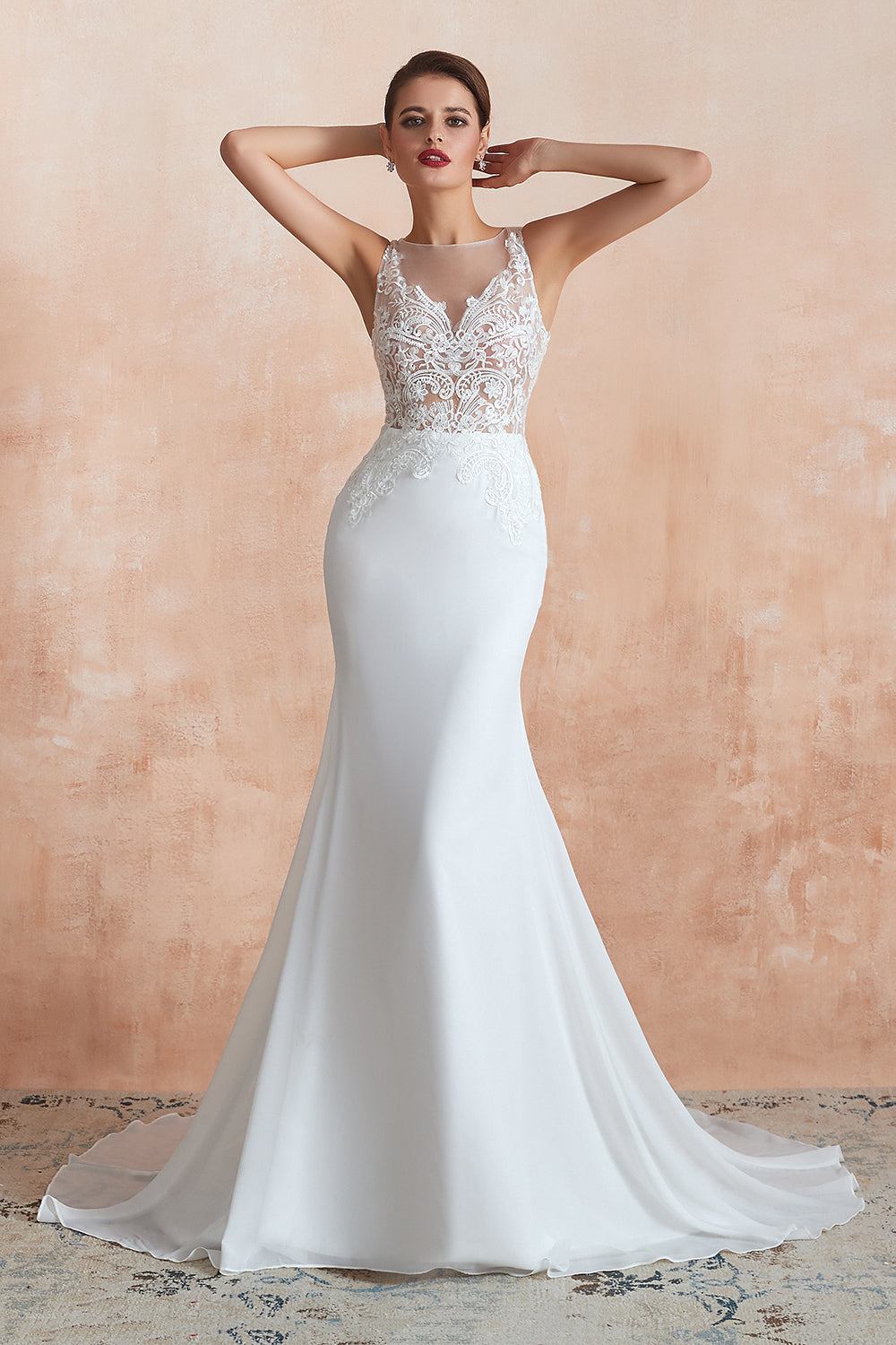 White Scoop Neck Mermaid Wedding Dress with Lace Appliques
