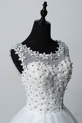 White Scoop Neck Tulle Ball Gown Wedding Dress with Lace Appliques Bodice Detail