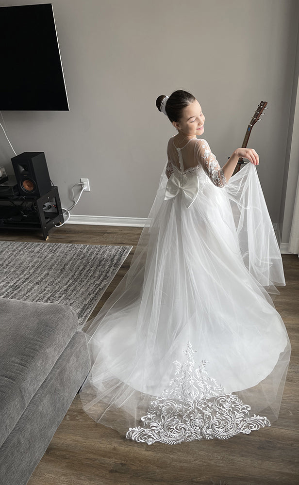 White Tulle A-Line Flower Girl Dress with Long Sleeves