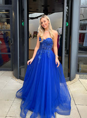 A-Line Sweetheart Sleeveless Prom Dresses with Appliques Lace and Sweep Train Tulle-27dress