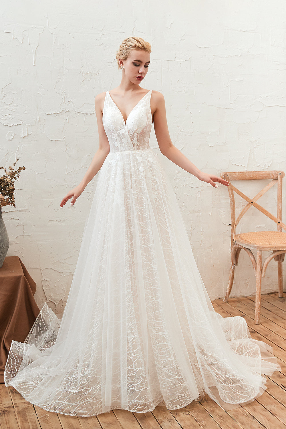 Affordable Tulle V-Neck Long Wedding Dress Online with Appliques-27dress